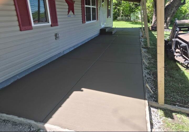 Poured Concrete Patio Walk